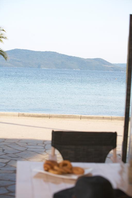 Ammos Beach Glífa Екстериор снимка